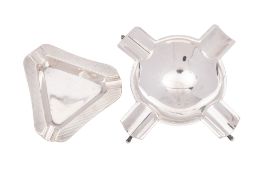 A 20th century silver cigar ashtray, with a concave centre,