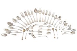 A quantity of silver flatware, Old English pattern, to include 8 table forks, 2 tablespoons,