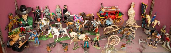 Britain's and other makes, a collection of die cast and plastic Union and Southern soldiers,