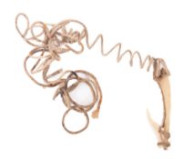 An early 20th century Maori trolling lure fish hook (pa kahawai),