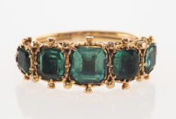 A fine Georgian emerald set ring,