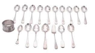 A George V set of eight silver teaspoons, Old English pattern,