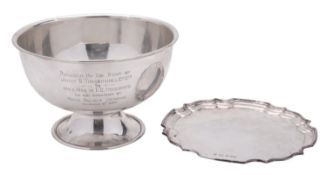 An Elizabeth II silver waiter, shaped circular outline with a moulded border, by Hampton Utilities,