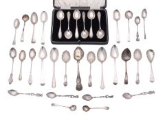 Miscellaneous silver flatware, to include a cased set of six teaspoons,
