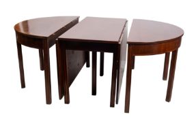 A George III style mahogany drop-leaf di