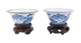 A pair of Chinese blue and white cups,