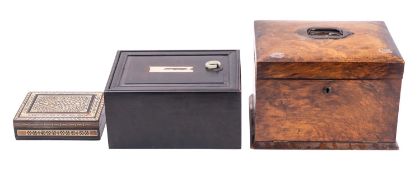 An early Victorian burr walnut jewellery casket,