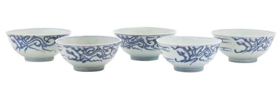 Diana Cargo five Chinese porcelain 'Dragon' bowls, seal mark in concentric circles, Jiaqing, 17.