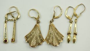 GOLD Ohrhänger - 3 Sets.