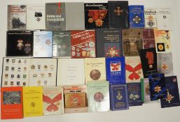 Orden und Ehrenzeichen Literatur Lot International.