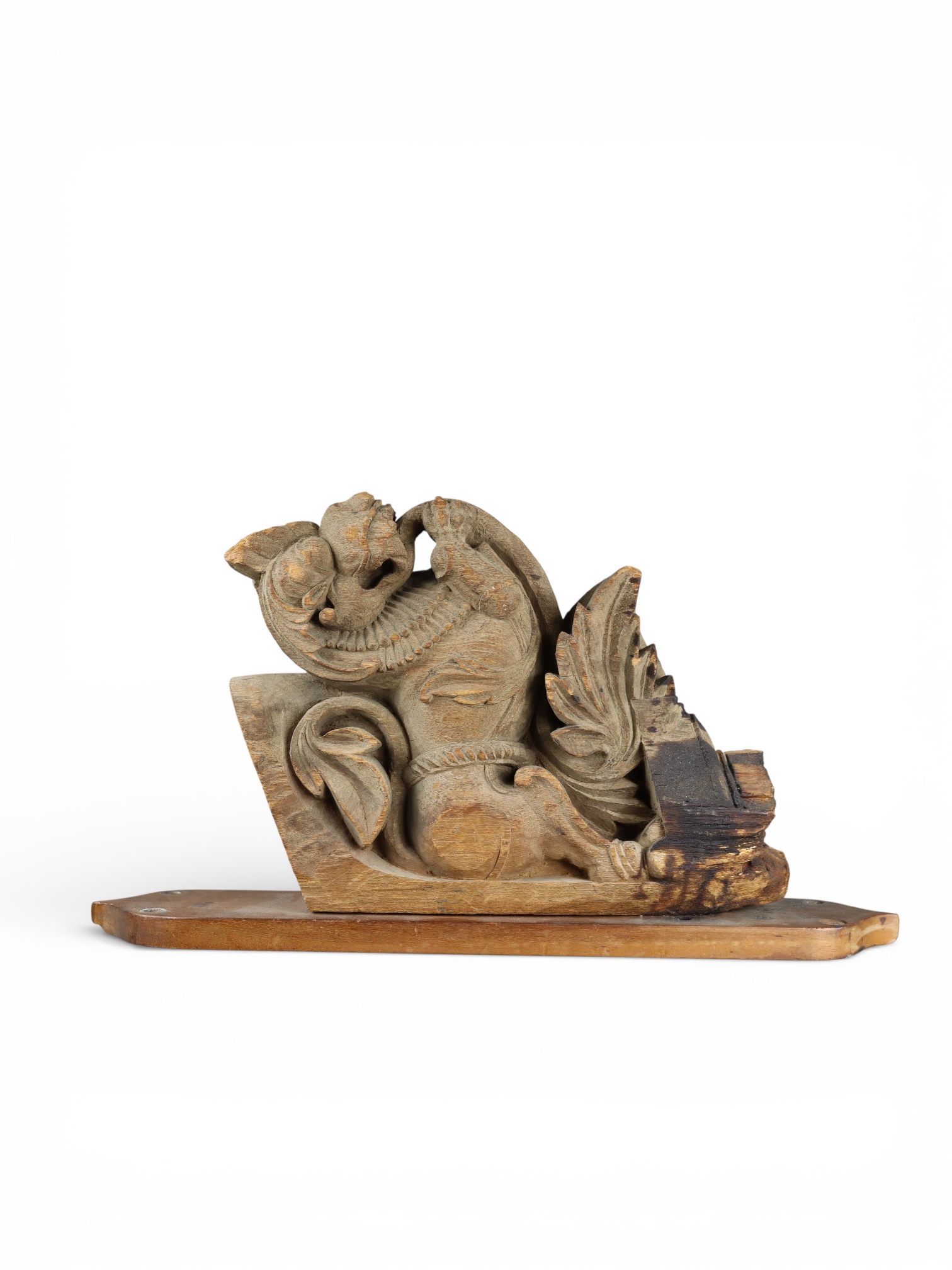 A wooden Lion Wall Bracket, India, 19th century,