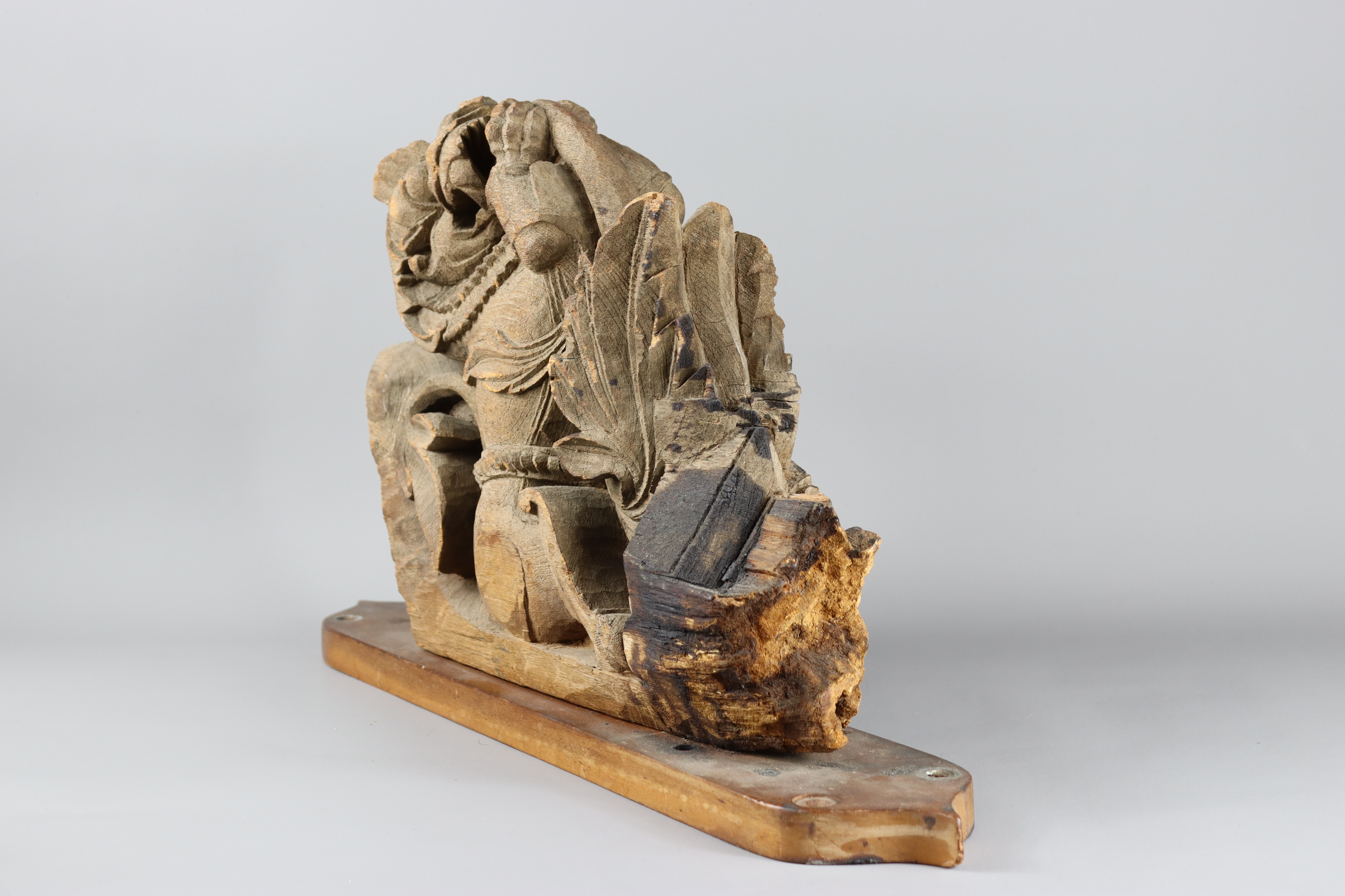A wooden Lion Wall Bracket, India, 19th century, - Image 5 of 6