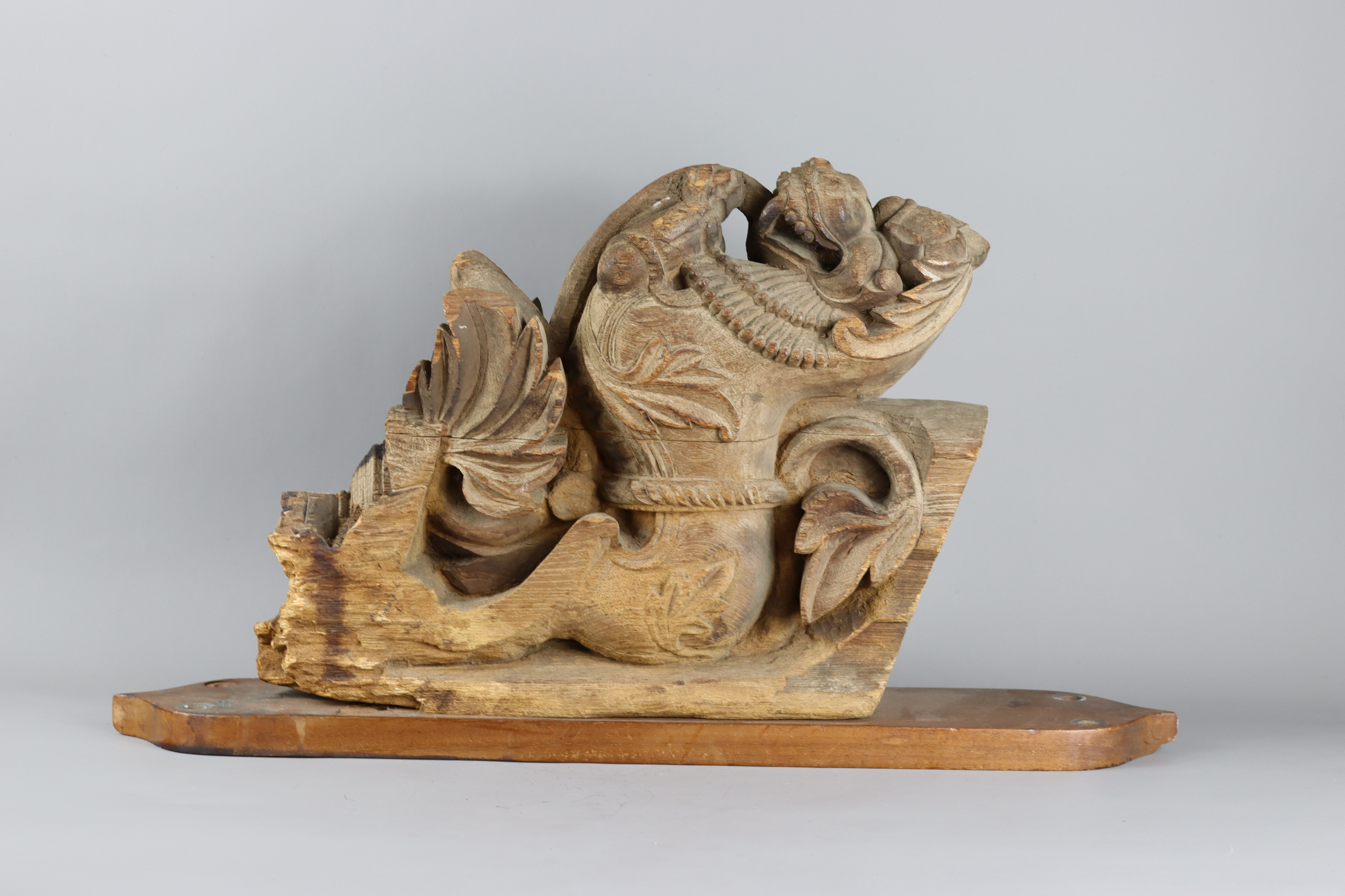 A wooden Lion Wall Bracket, India, 19th century, - Image 2 of 6