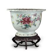 An attractive 'rose verte' Jardiniere, Yongzheng