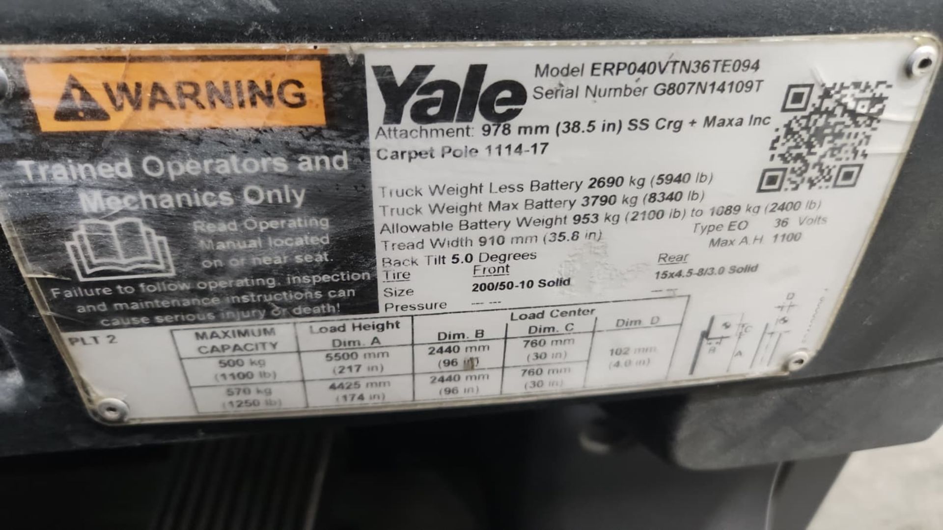 2019 Yale Model: ERP040VTN 4,000LB Capacity 3-Wheel Sit down Electric Forklift. Hours: 9,985 - Image 2 of 8