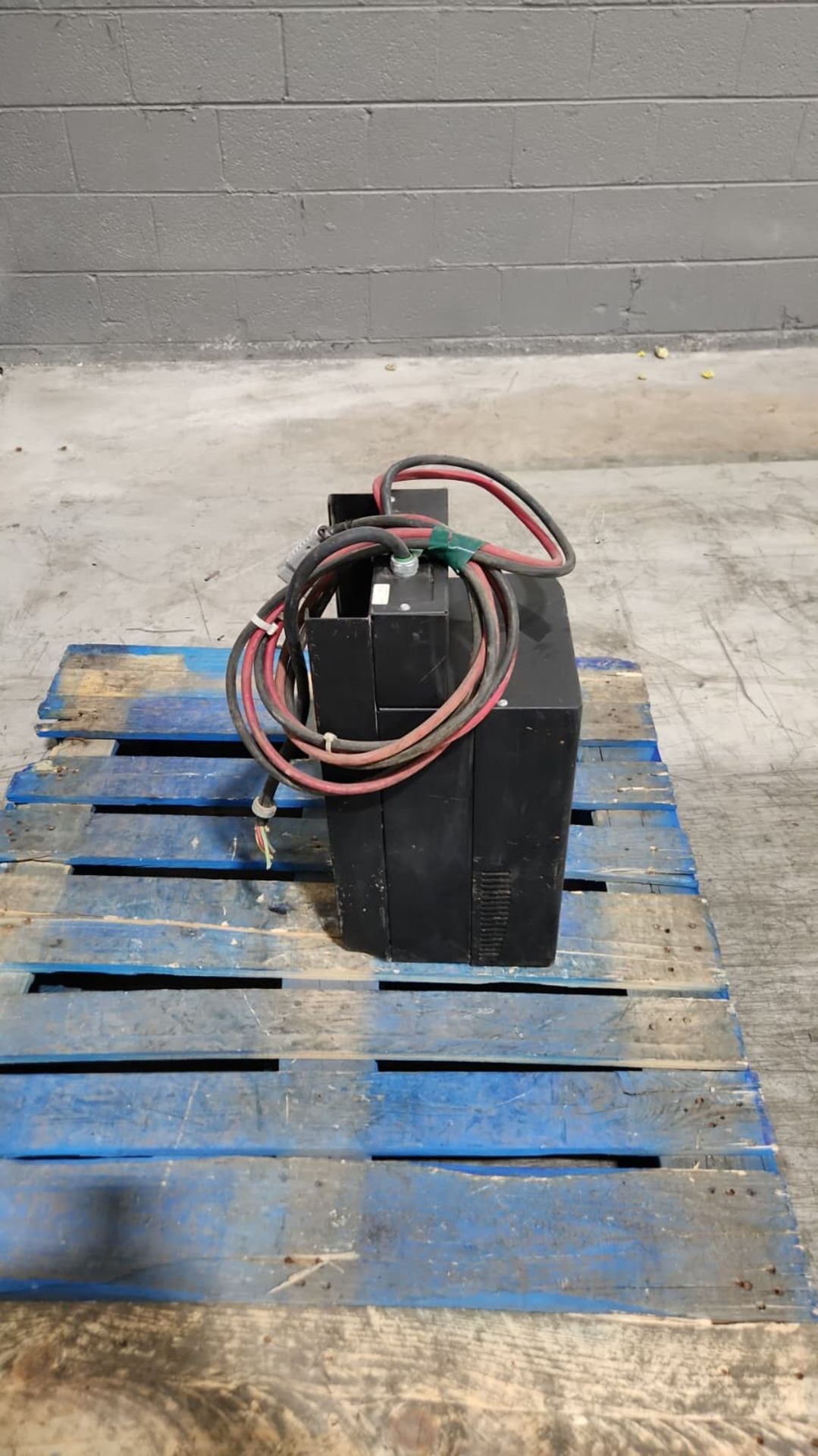Ametek Absolute Power 24 Volt Electric Forklift Battery Charger. - Image 3 of 4