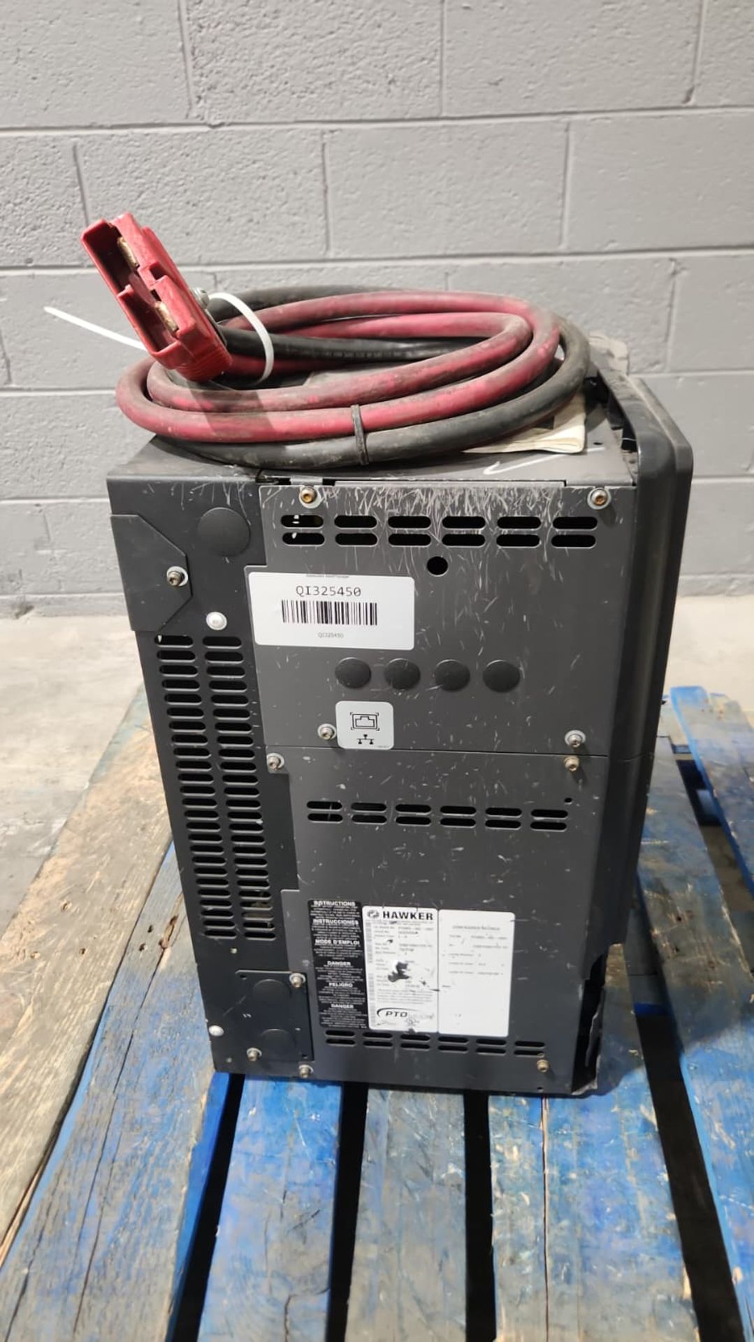 HAWKER PTO MOD 3 Multi 24/36/48 Volt Electric Forklift Battery Charger. - Image 3 of 5