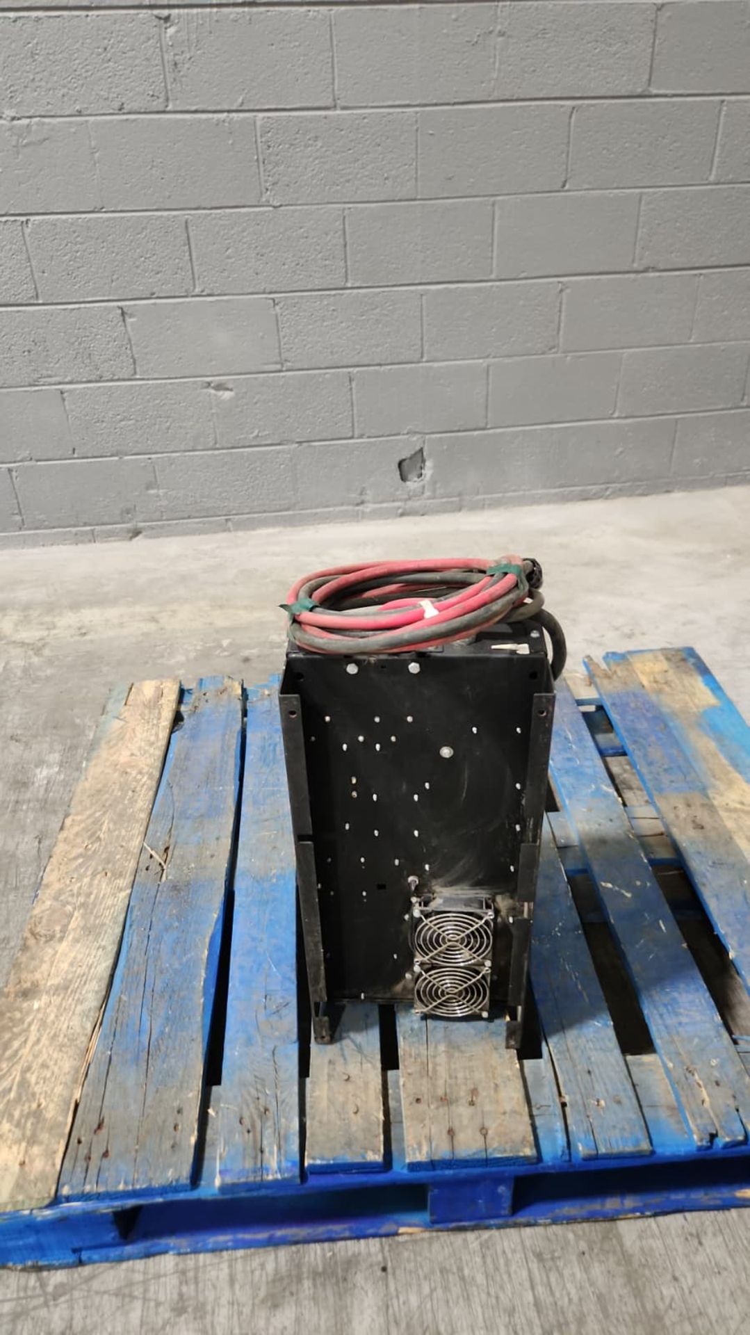 Ametek Absolute Power 24 Volt Electric Forklift Battery Charger. - Image 5 of 5