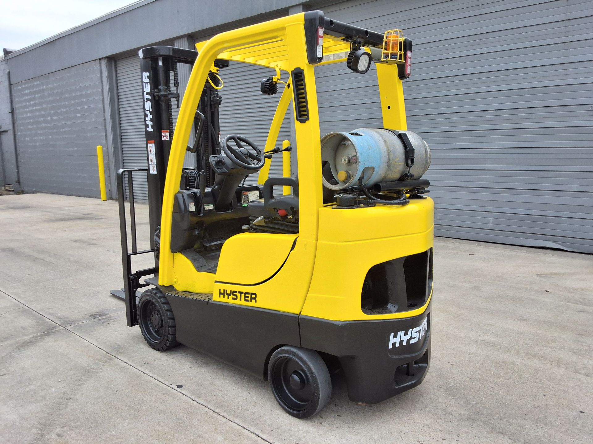 Hyster Model: S40FTS, 4,000lb Capacity. LP Powered Forklift. - Image 2 of 6