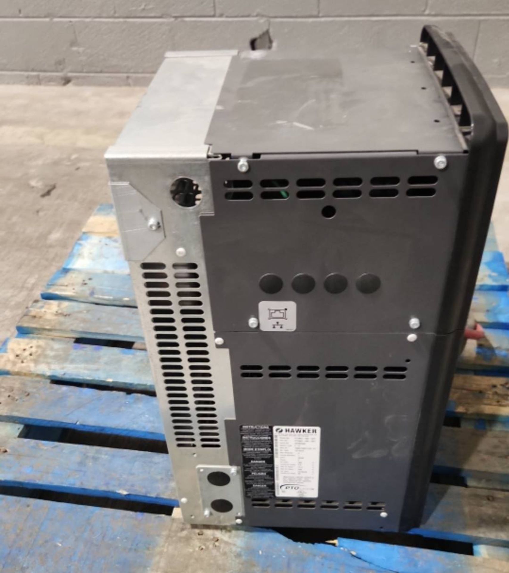 Hawker PTO Mod3 Model: PTOM3-48C-60Y 24/36/48 Volt Forklift Battery Charger. - Image 5 of 5