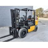 Mitsubishi/Caterpillar Model: GP30 6,000lb Capacity LP Powered Forklift. Hours: 9,942