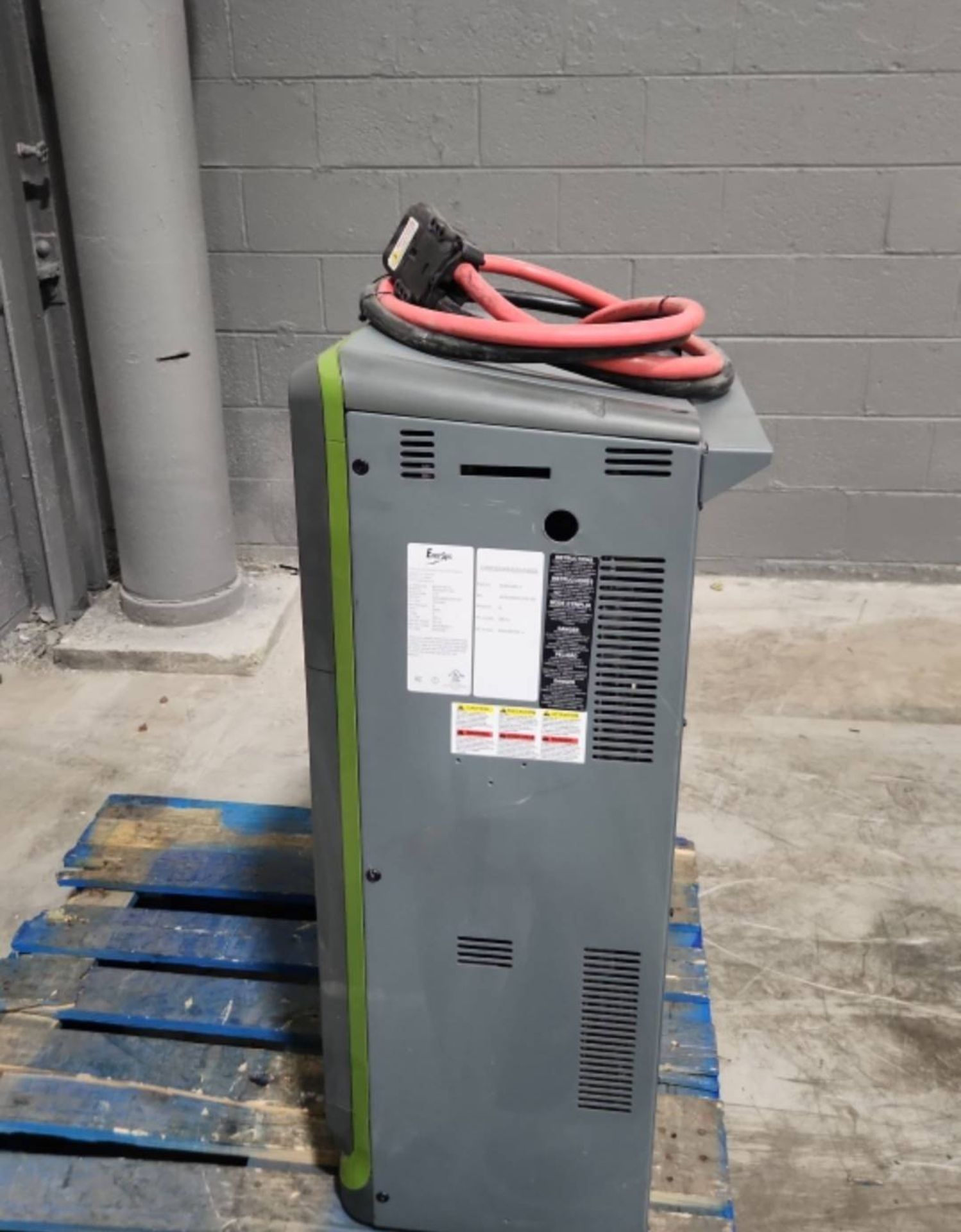 EnerSys Express Multi 24/36/48 Volt Electric Forklift Battery Charger. - Image 3 of 5
