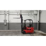 2016 Raymond Model: 445-C30TT 3,000lb Electric Forklift. Hours: 910.