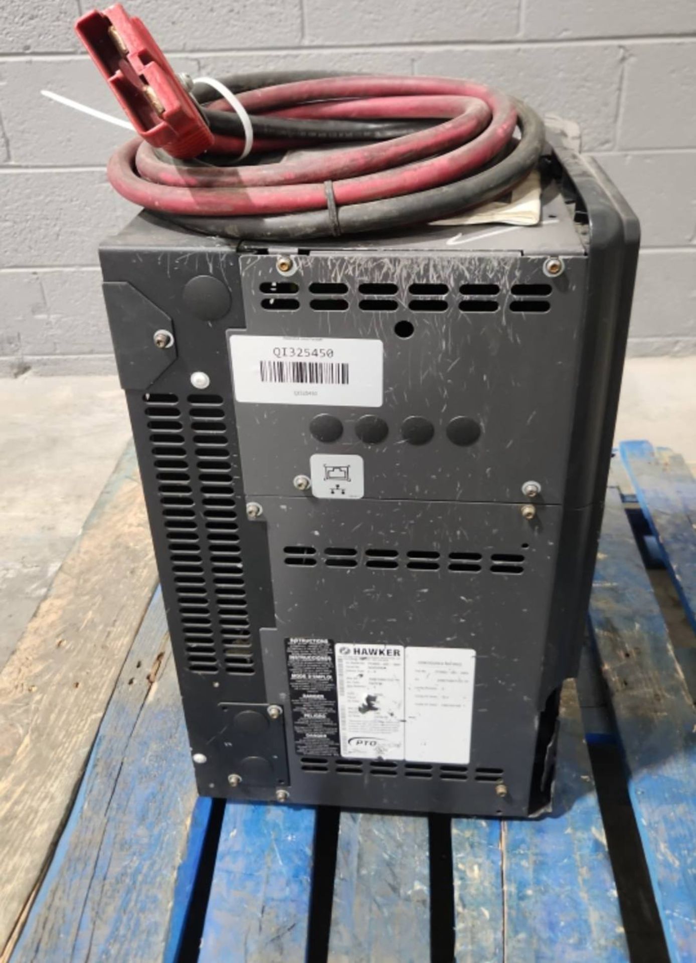 Hawker PTO Mod3 Model: PTOM3-48C-180Y 24/36/48 Volt Forklift Battery Charger. - Image 2 of 5
