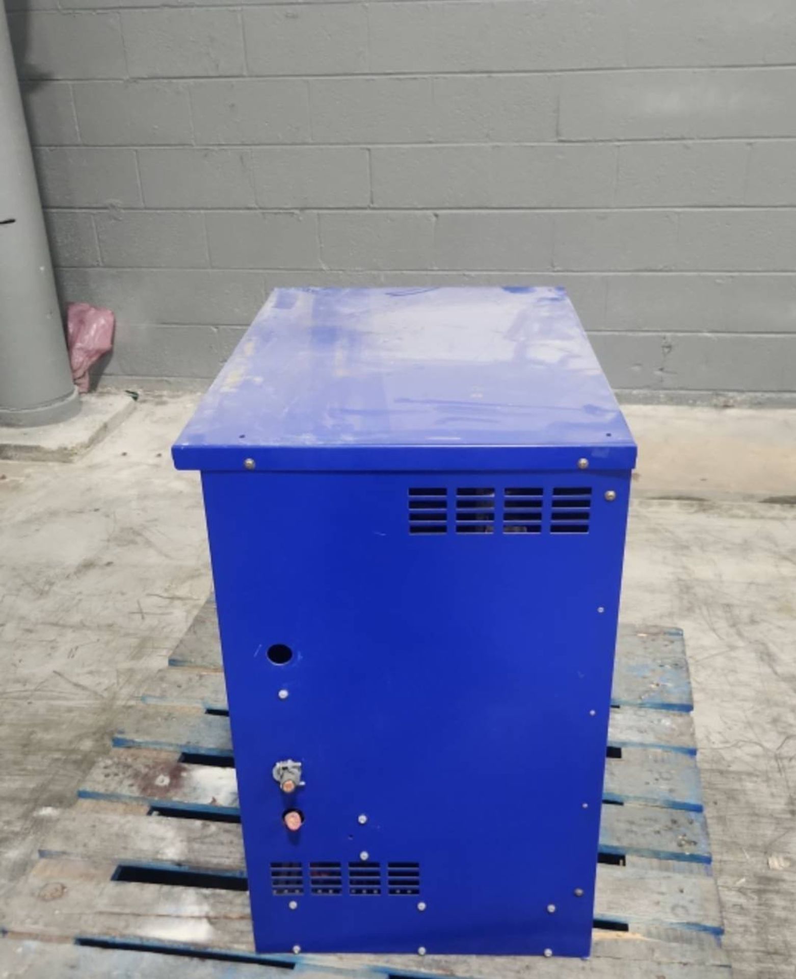 Zip Charger Electric Forklift Battery Charger - Image 3 of 4