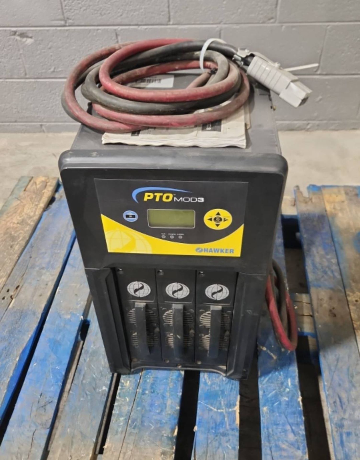 Hawker PTO Mod3 Model: PTOM3-48C-180Y 24/36/48 Volt Forklift Battery Charger.