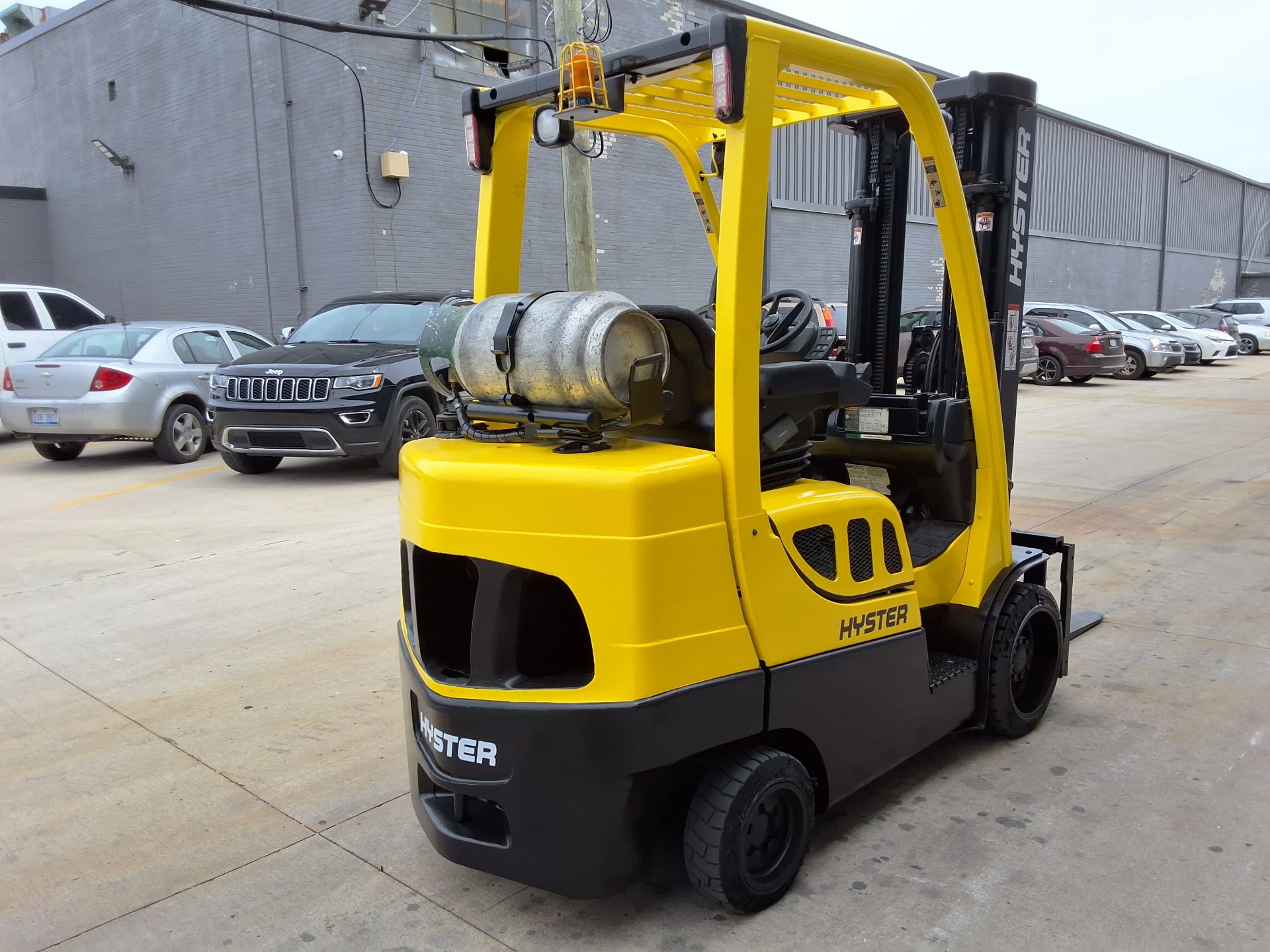 Hyster Model: S70FT, 7,000lb Capacity. LP Powered Forklift. - Image 3 of 6