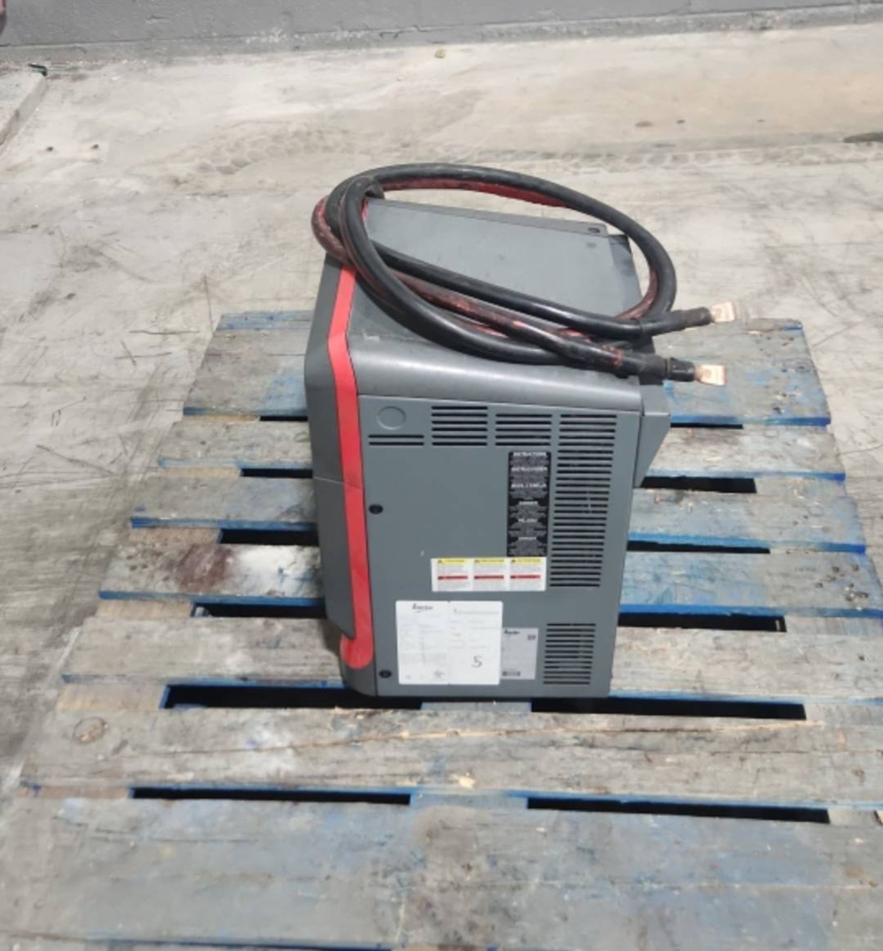 EnerSys Multi 24/36/48 Volt Electric Forklift Battery Charger. - Image 2 of 5
