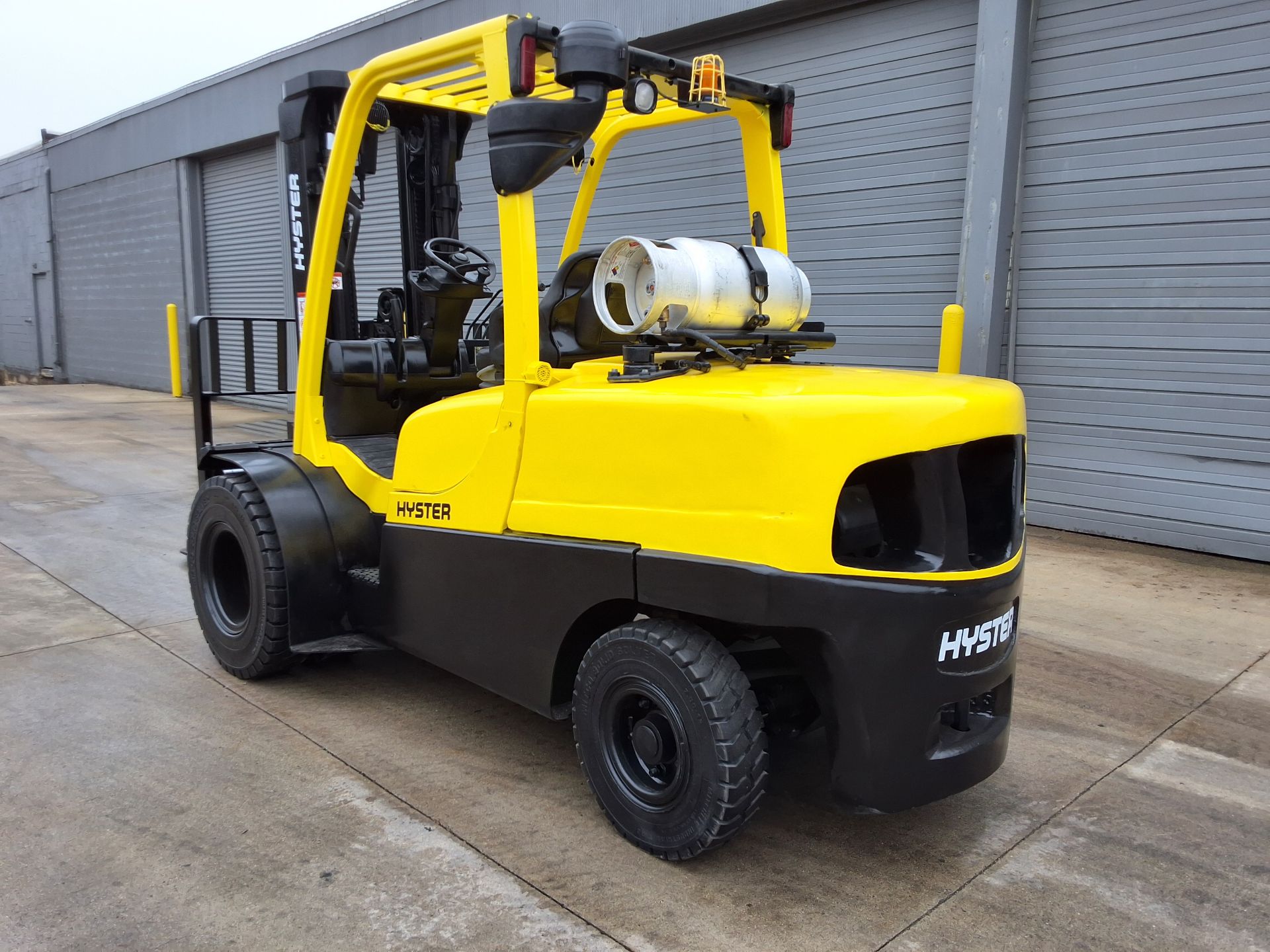 Hyster Model: H120FT, 12,000lb Capacity. Pneumatic Tires. LP Powered Forklift. - Image 2 of 7