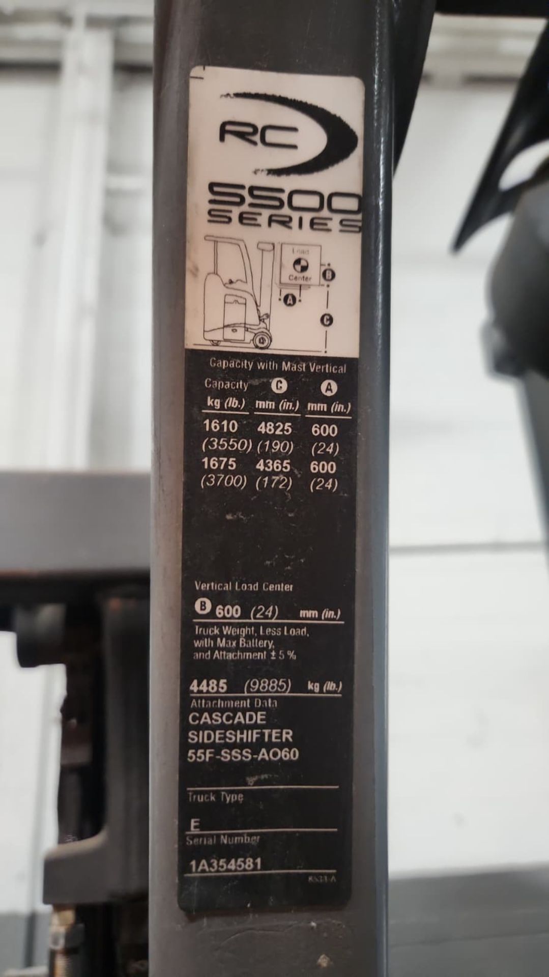 2015 Crown Model: RC5545-40 4,000lb Capacity Electric Forklift with Battery. - Image 2 of 7