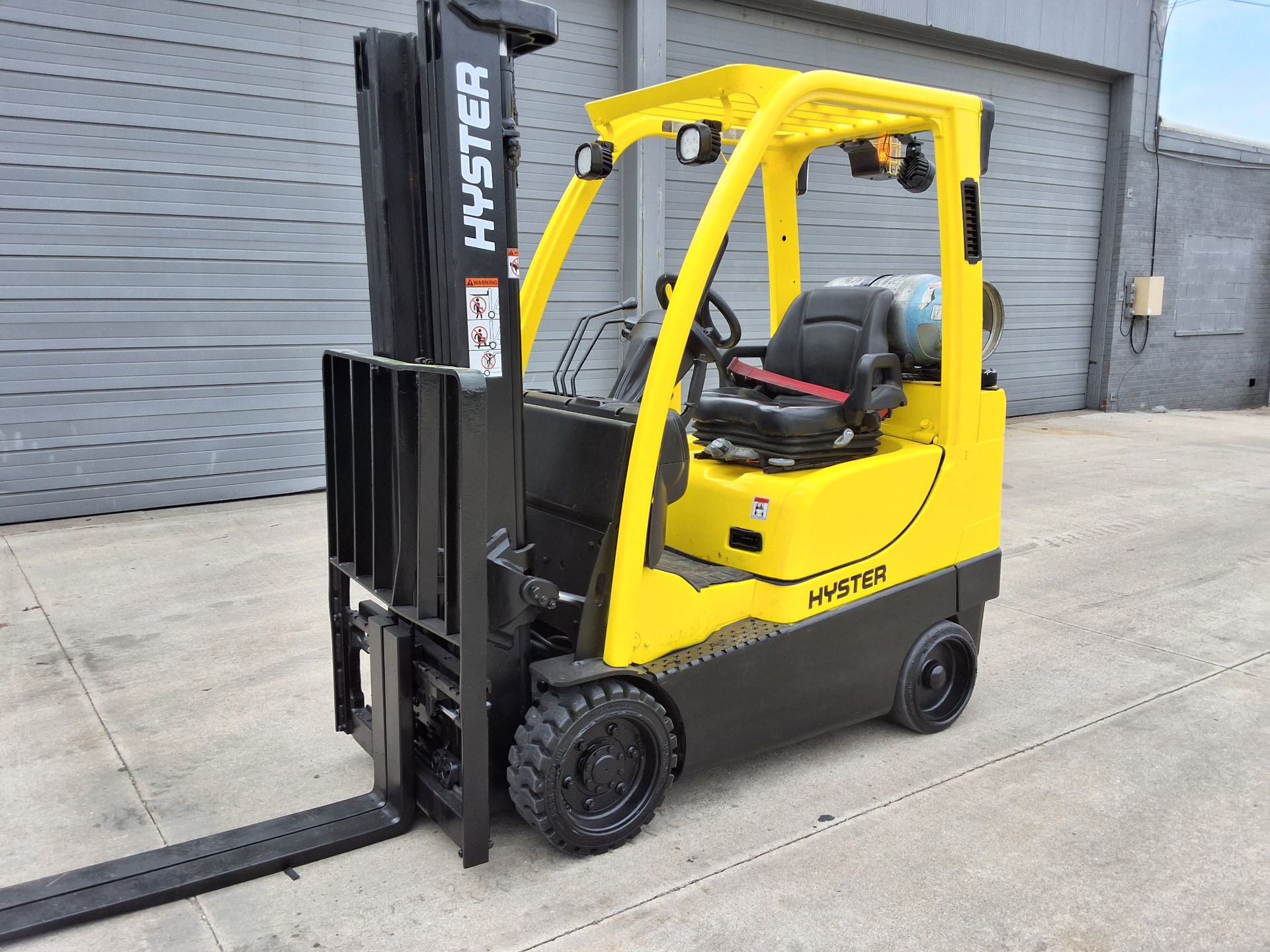 Hyster Model: S40FTS, 4,000lb Capacity. LP Powered Forklift.