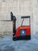 2018 Raymond Model: 425-C40TT 4,000LB Stand Up Counterbalance Electric Forklift. 3-Stage Mast 189"