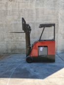 2018 Raymond Model: 425-C40TT 4,000LB Stand Up Counterbalance Electric Forklift. 3-Stage Mast 189"