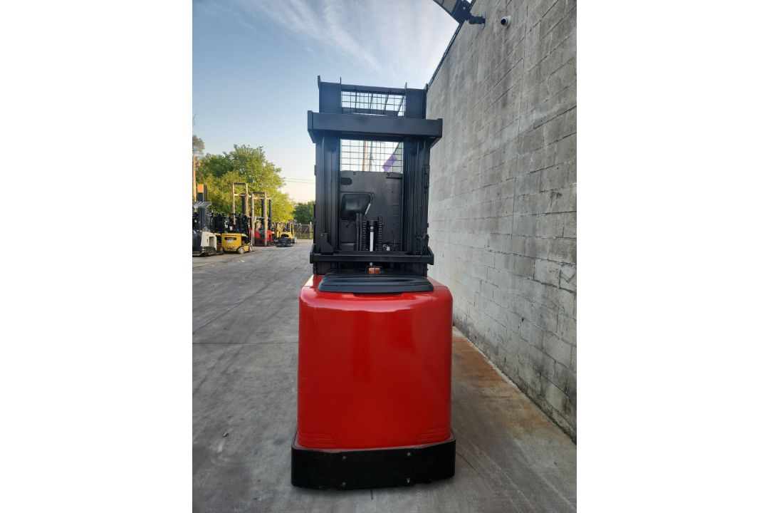 2020 Raymond Model: 530-OPC30TT 3,000LB Electric Order Picker Forklift. Hours: 7,615 - Image 2 of 8