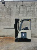 Crown Model: RC5545-40 Electric Dockstocker Forklift. Hours: 8,733
