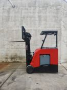 Raymond Model: 425-C40TT 4,000LB Stand Up Counterbalance Electric Forklift.