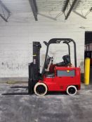 Raymond Model: 470-C50HMTT 5,000lb Capacity Electric Forklift. Hours: 4,652.