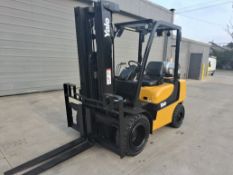 2017 Yale Model: GLP060MXNE 6,000LB LP Powered Forklift. Hours: 8,632
