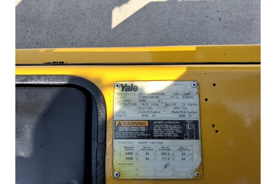 Yale Model: GLC050 5,000LB LP Powered Forklift. Hours: 6,603 - Image 8 of 9