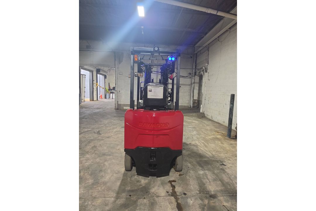 2019 Raymond Model: 4750C50S 5,000LB Capacity. Sit Down Counterbalance Forklift. - Image 2 of 8