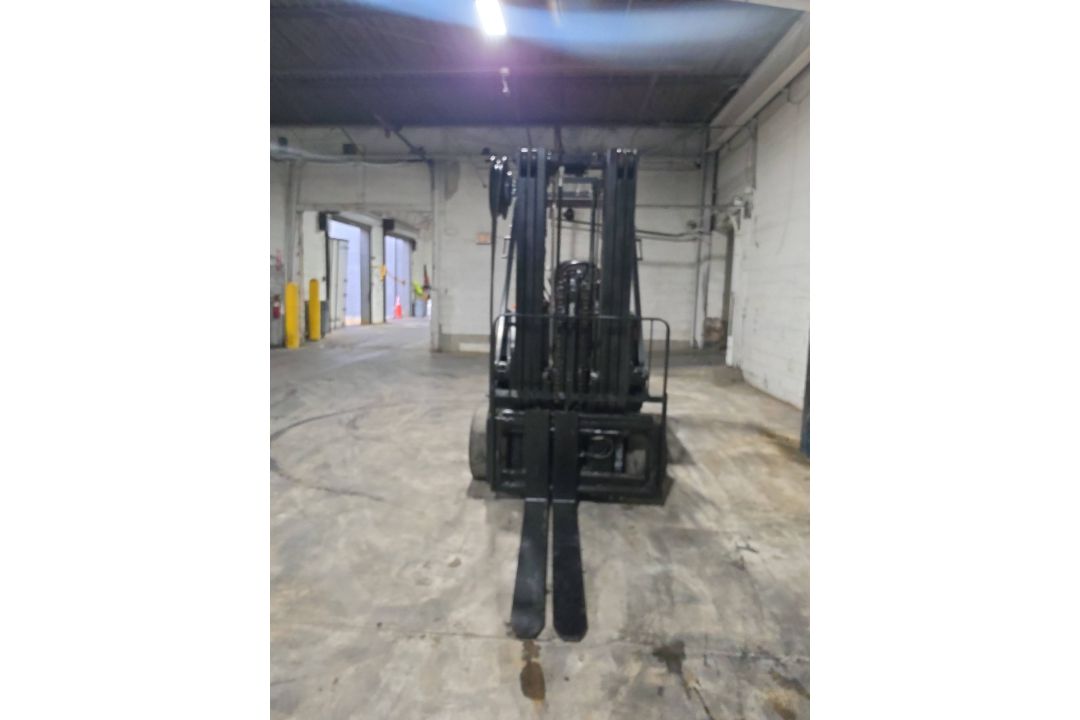Toyota Model: 7FBCU45 10,000lb Capacity Electric Forklift. Hours: 1,735! - Image 7 of 7