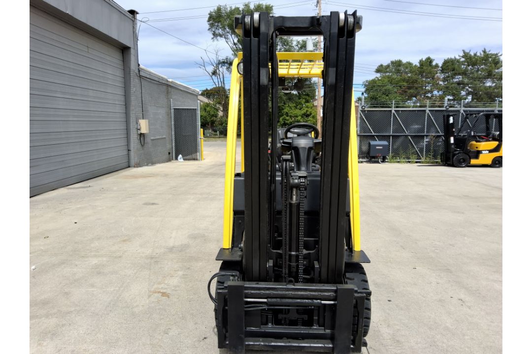 2017 Hyster S60FT 6,000LB Capacity. LP Powered Forklift. 3 Stage Mast, Hours: 5,105 - Image 6 of 8