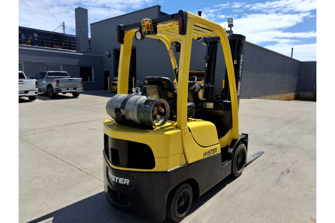 2014 Hyster S50CT 5,000LB Capacity. LP Powered Forklift. 3 Stage Mast, Hours: 8,191 - Image 3 of 8