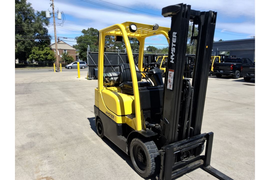 2014 Hyster S50CT 5,000LB Capacity. LP Powered Forklift. 3 Stage Mast, Hours: 8,191 - Image 5 of 8
