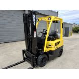 2017 Hyster S60FT 6,000LB Capacity. LP Powered Forklift. 3 Stage Mast, Hours: 5,105