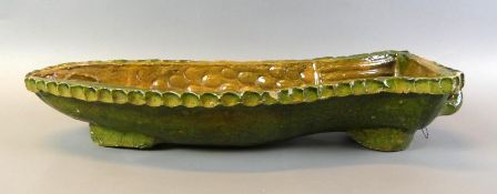Keramikform in Form eines Fisches, lasiert, H. ca. 7, L. 40 cm,